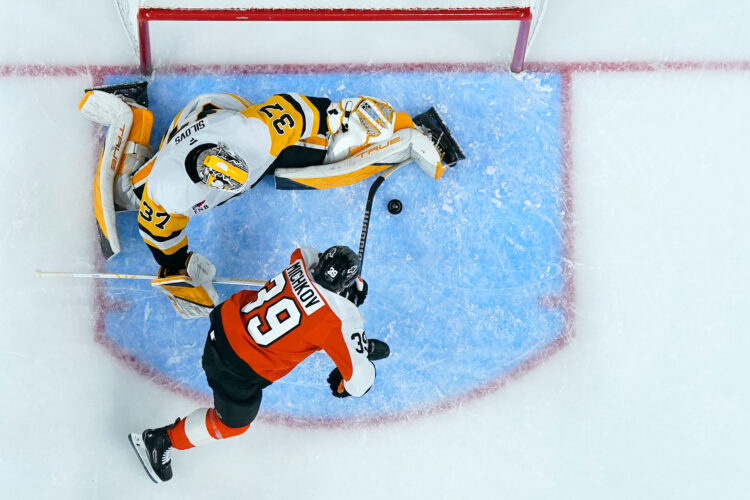 Crosby’s late goal not enough for Pens in loss